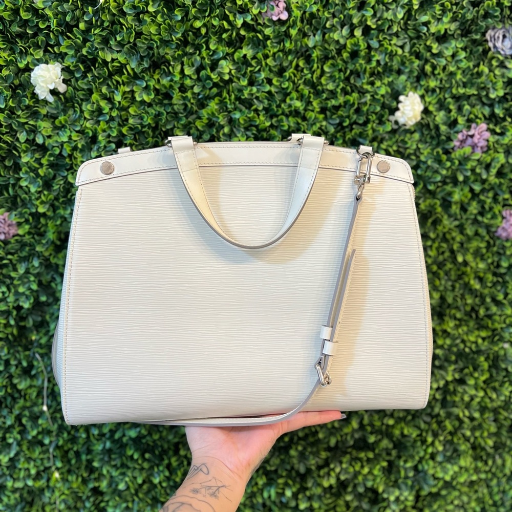 Louis Vuitton Brea MM - Epi Leather